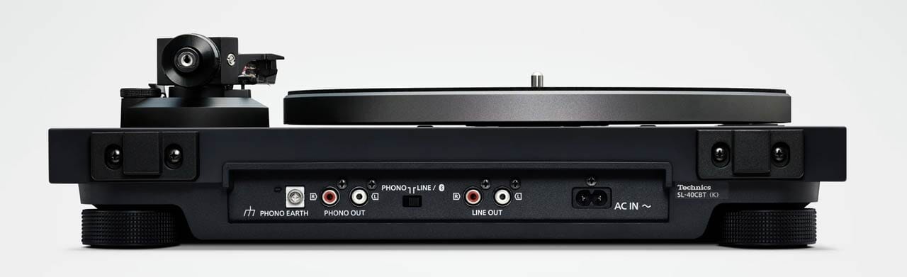 Technics_SL-40CBT_Direct_Drive_Turntable_black_rear.jpg